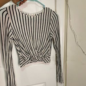 Fashion Nova Black & White Crop Top